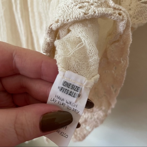 Jen’s Pirate Booty | Curve Wildflower Tunic - Picture 6 of 9